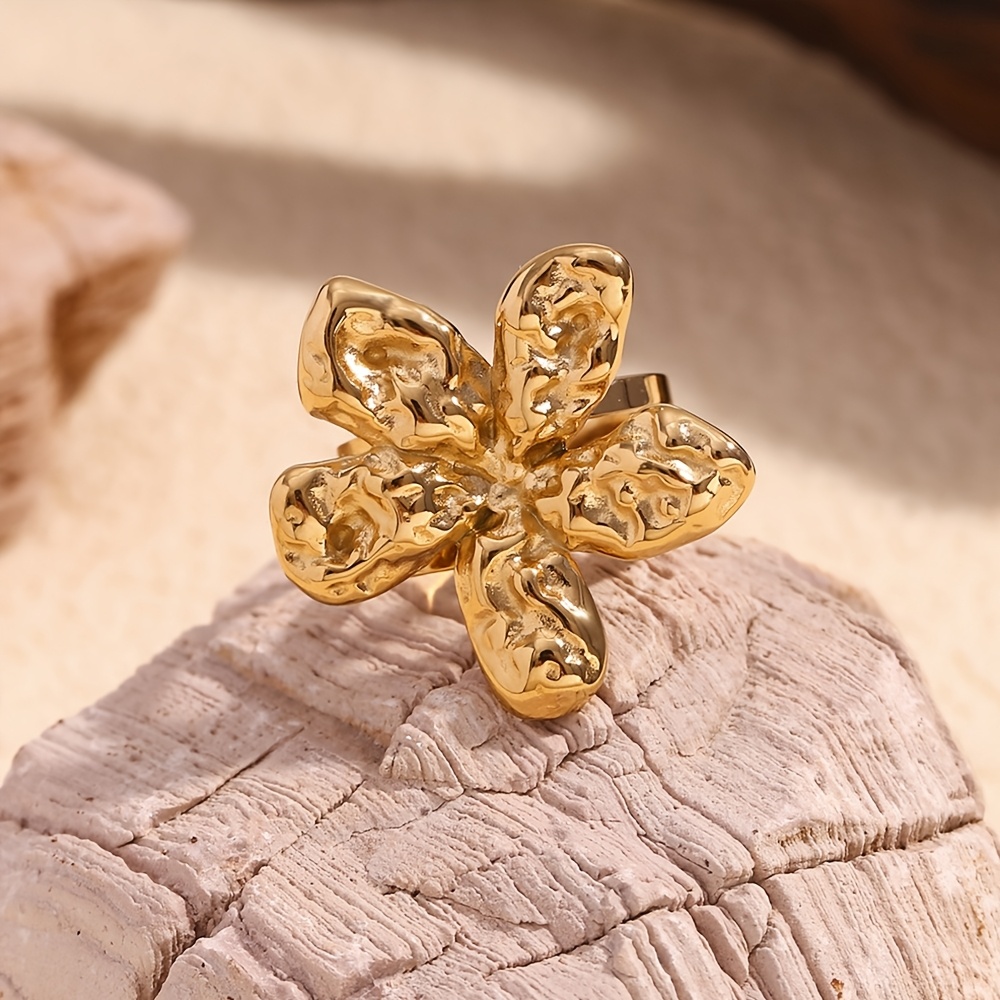 Fashionable Elegant Ruched Flower Inlay Stainless Steel Open Ring
